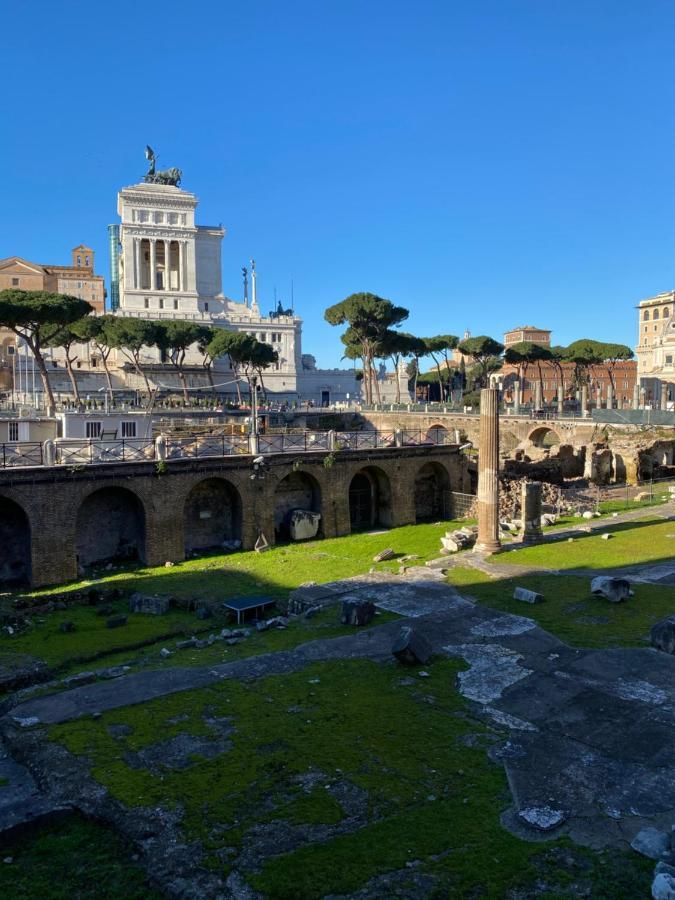 M Empire Vila Roma Exterior foto