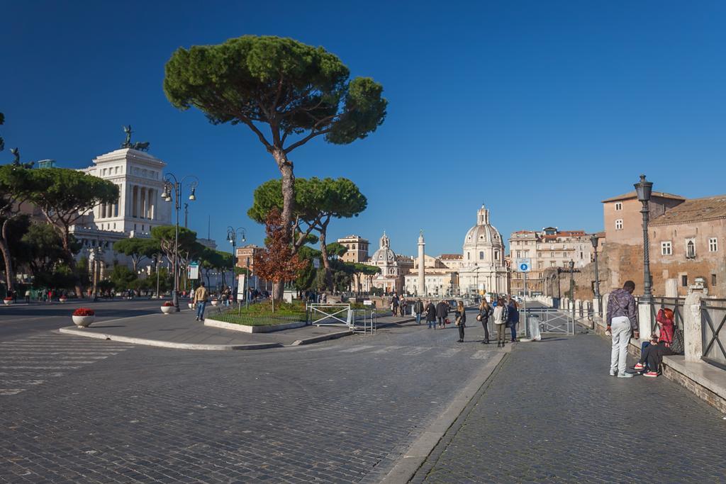 M Empire Vila Roma Exterior foto