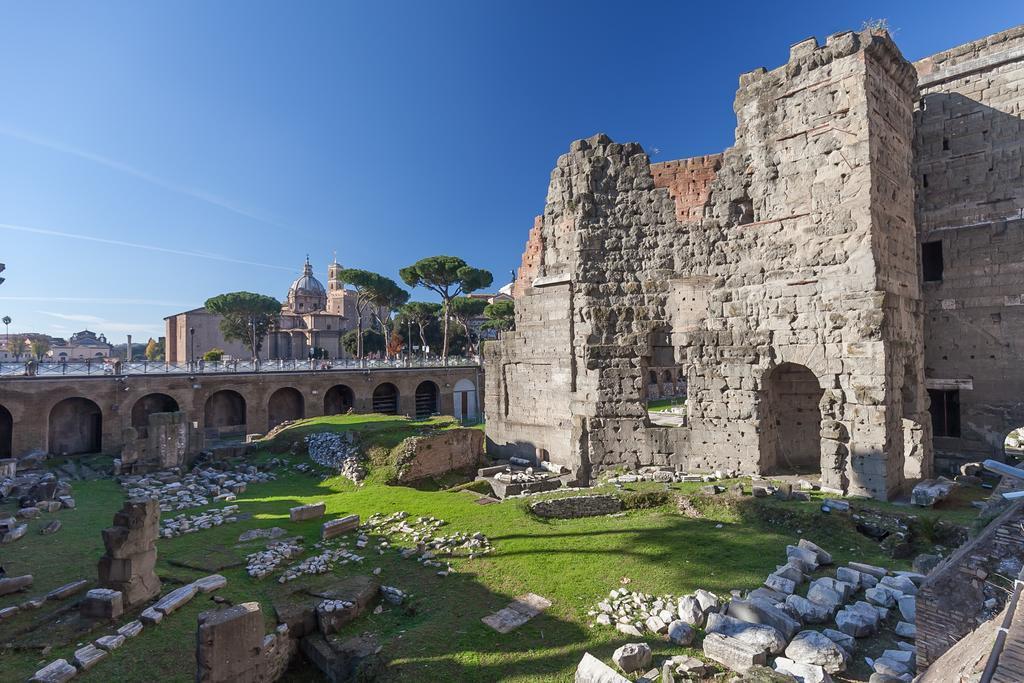 M Empire Vila Roma Exterior foto