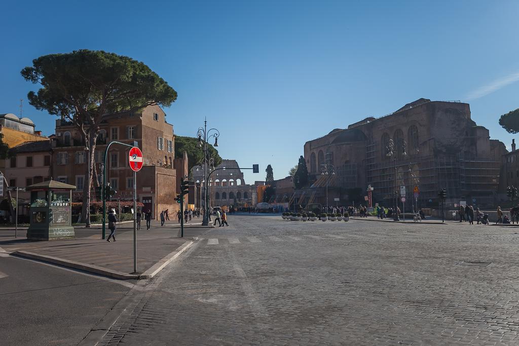 M Empire Vila Roma Exterior foto