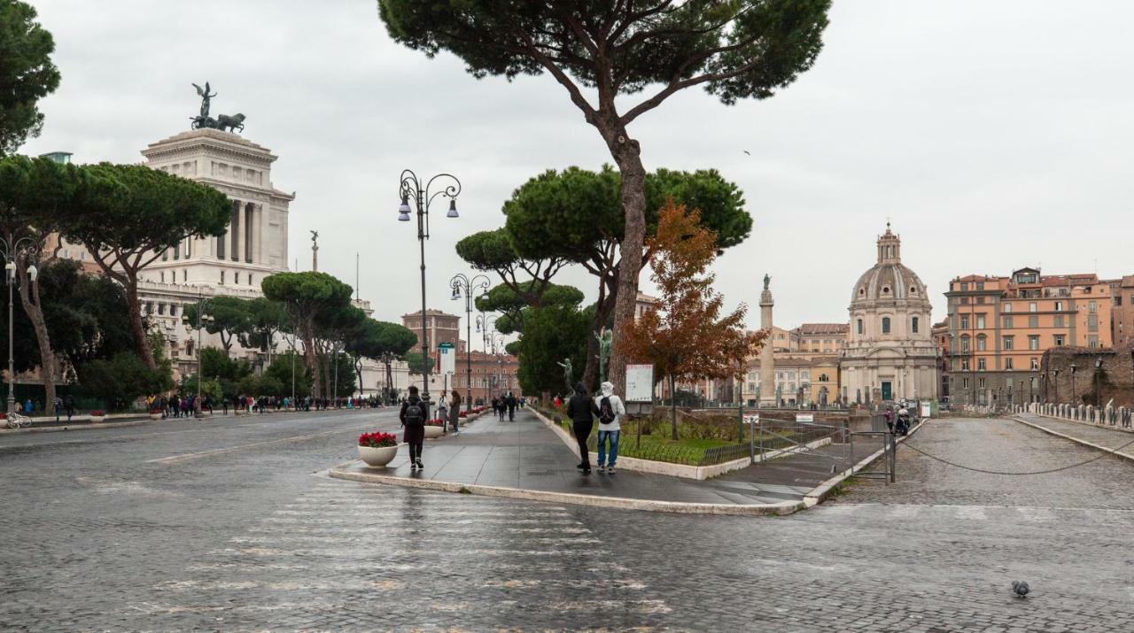 M Empire Vila Roma Exterior foto